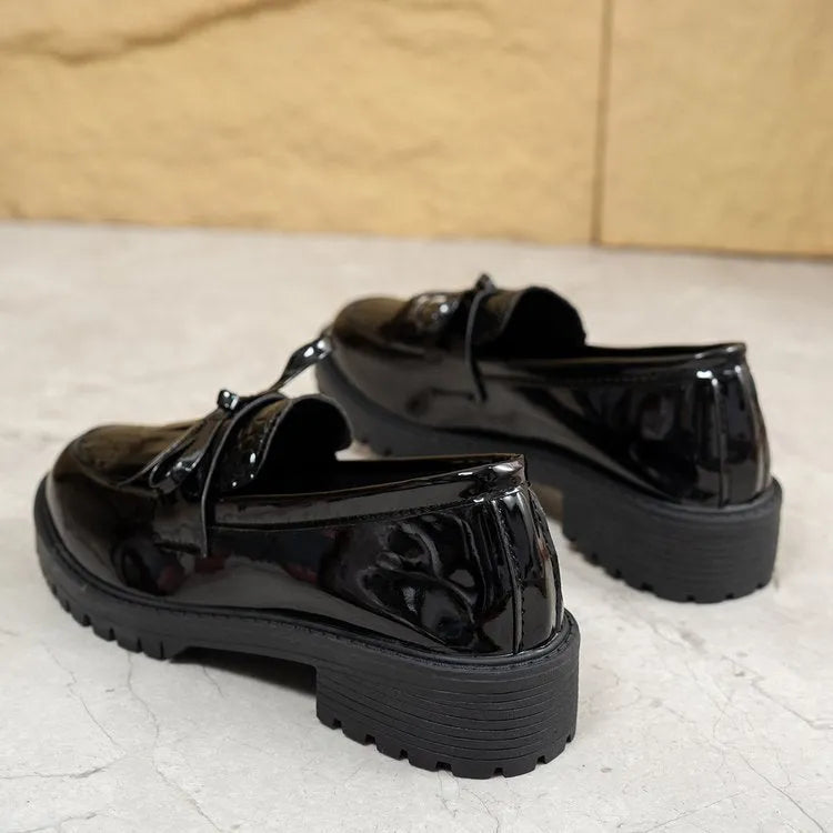 Women's brown and black bow loafers with PU upper in various sizes for spring and autumn wear