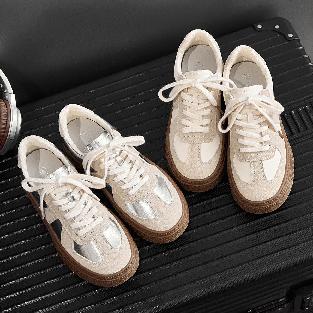 Retro-style beige casual board shoes with cross straps and round toe on a rubber sole.