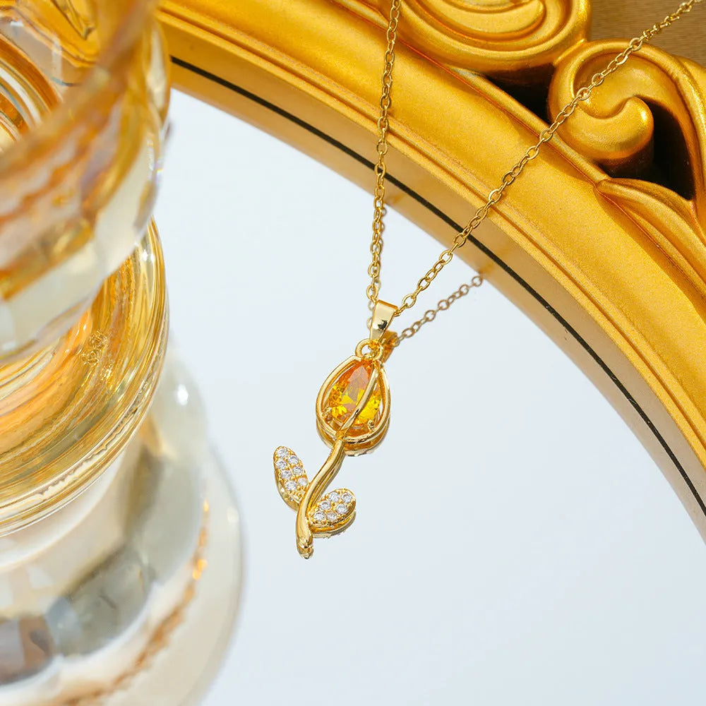 Titanium steel tulip flower necklace for women with zircon decoration and adjustable length