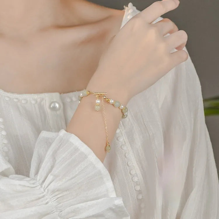 Natural Hetian jade and pearl pendant women's bracelet with gold-coloured electroplated alloy metal in Chinese style