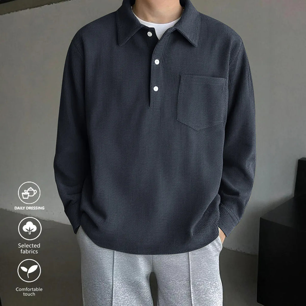 American retro casual bottoming shirt in loose pullover style, available in black, dark gray, and green colours