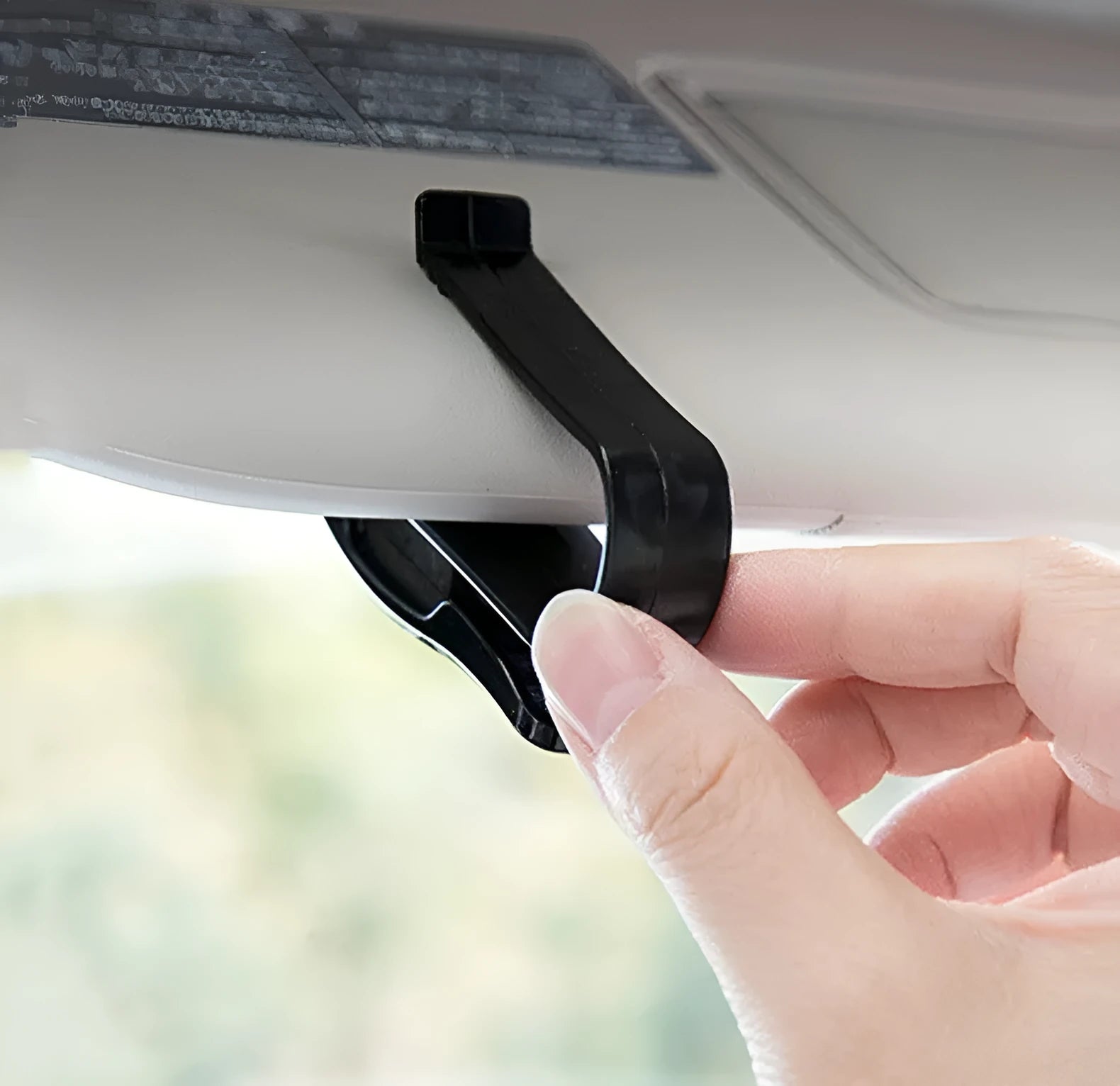 Black plastic multifunctional clip for car sunshades to hold glasses and cards