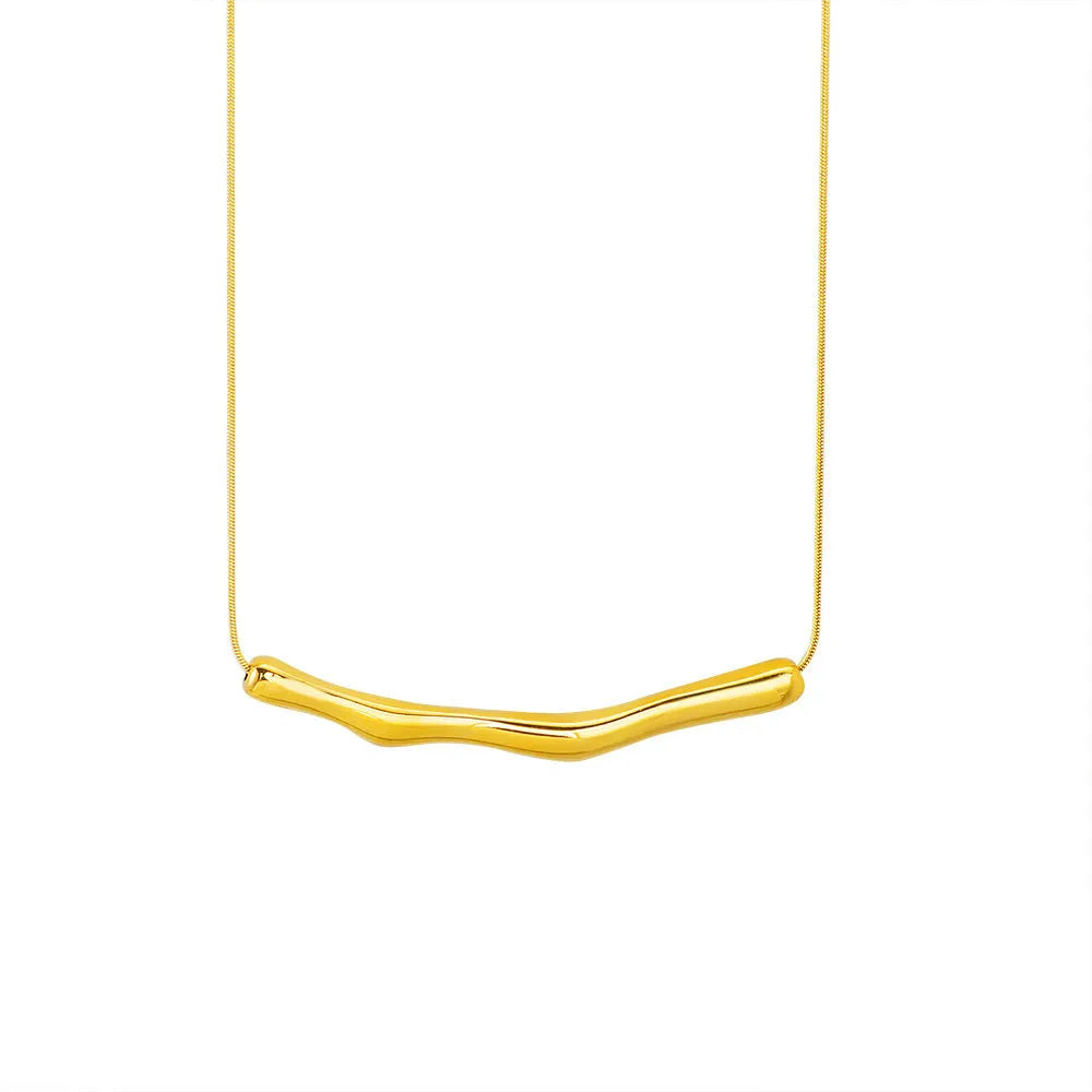 Women's pleated titanium steel necklace with irregular design in gold or steel electroplated finish