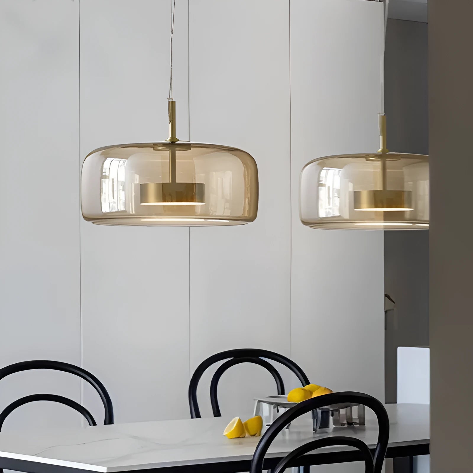 Single-head hanging glass pendant lamp with iron body, adjustable height 1.5m, clear shade, simple modern style