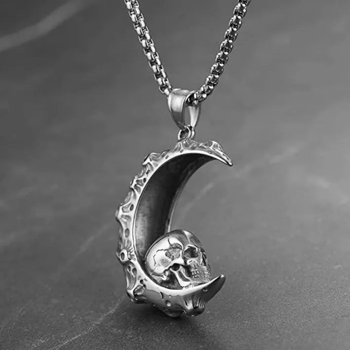 Men's stainless steel necklace with alloy pendant in silver sports style design