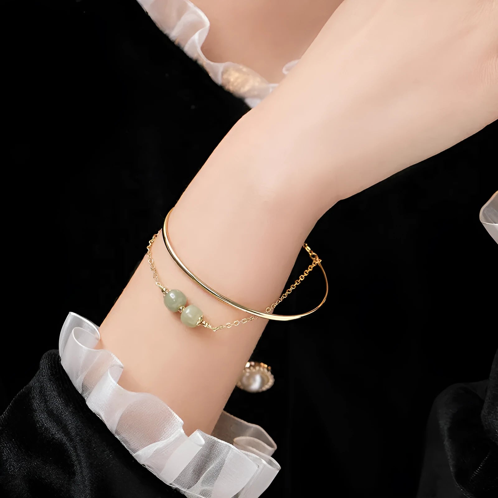 Jade lucky beads bracelet for women with gold inlay decoration, showing single, double, and three beads version options.
