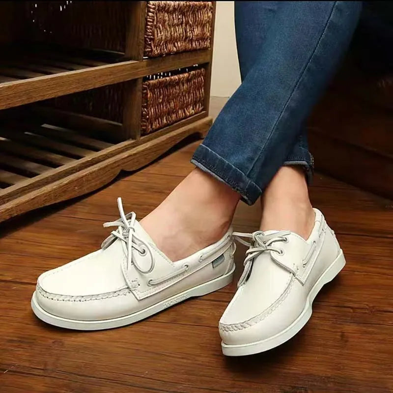 Men's British style casual shoes in artificial PU with flat heel and round toe design