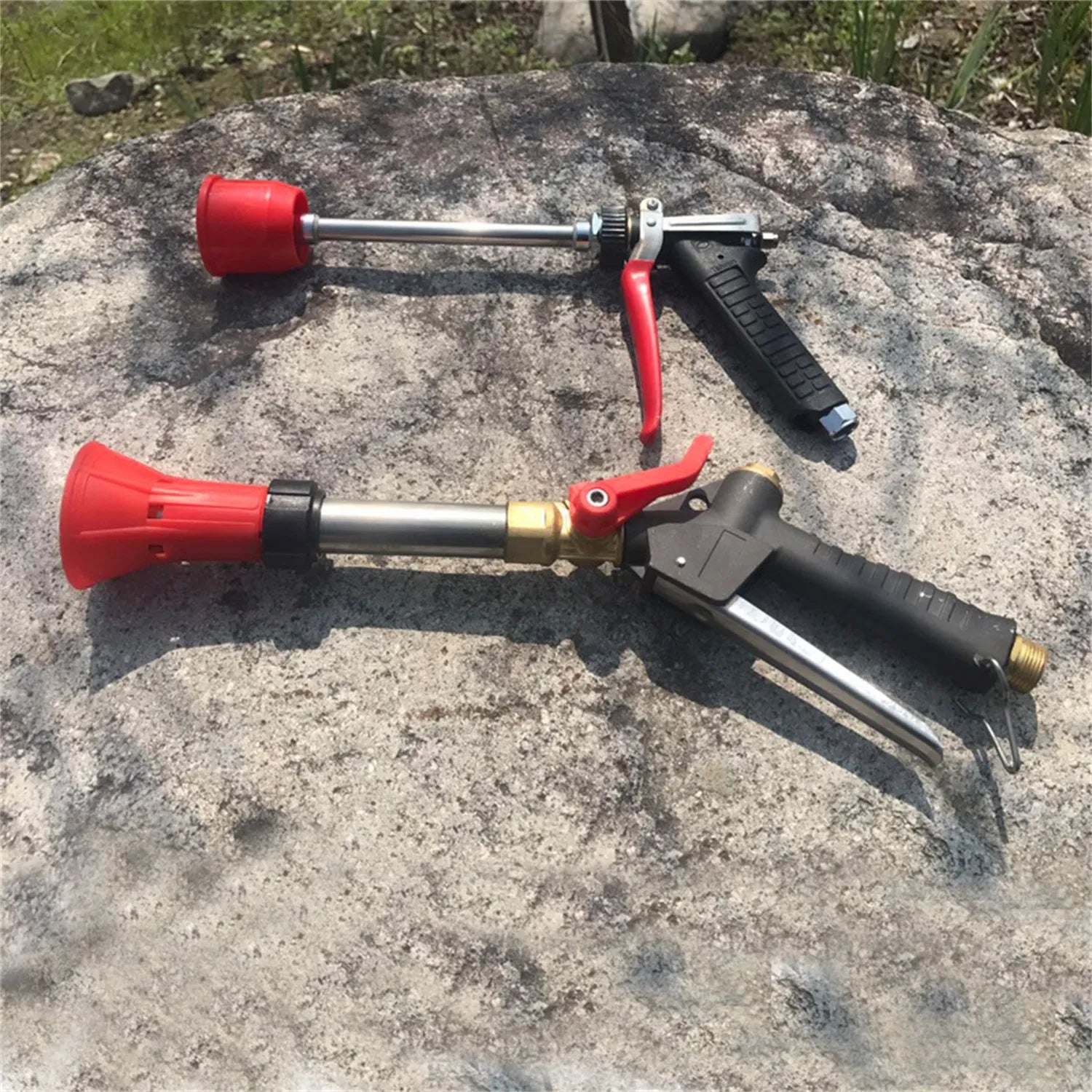 Adjustable high-pressure agricultural spray gun with submachine gun style design for pesticide spraying