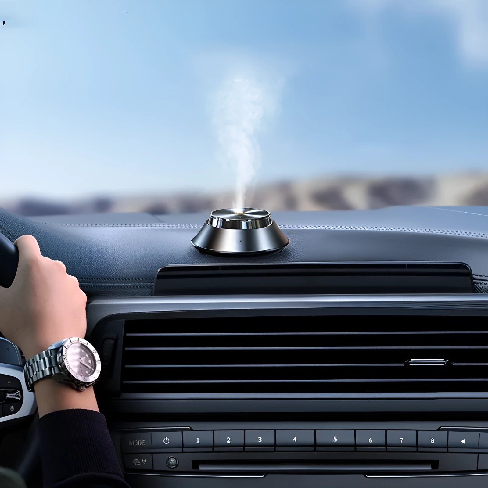 Black metal USB car aromatherapy diffuser with butterfly design and 50ml essential oil bottle