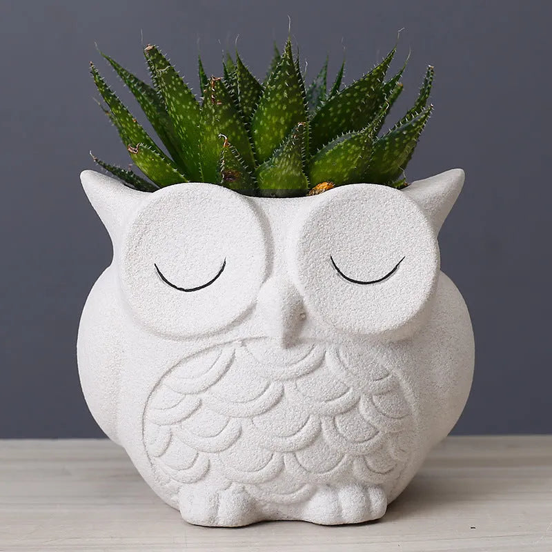 Handmade frosted ceramic owl design flower pot for small succulents in light pink colour