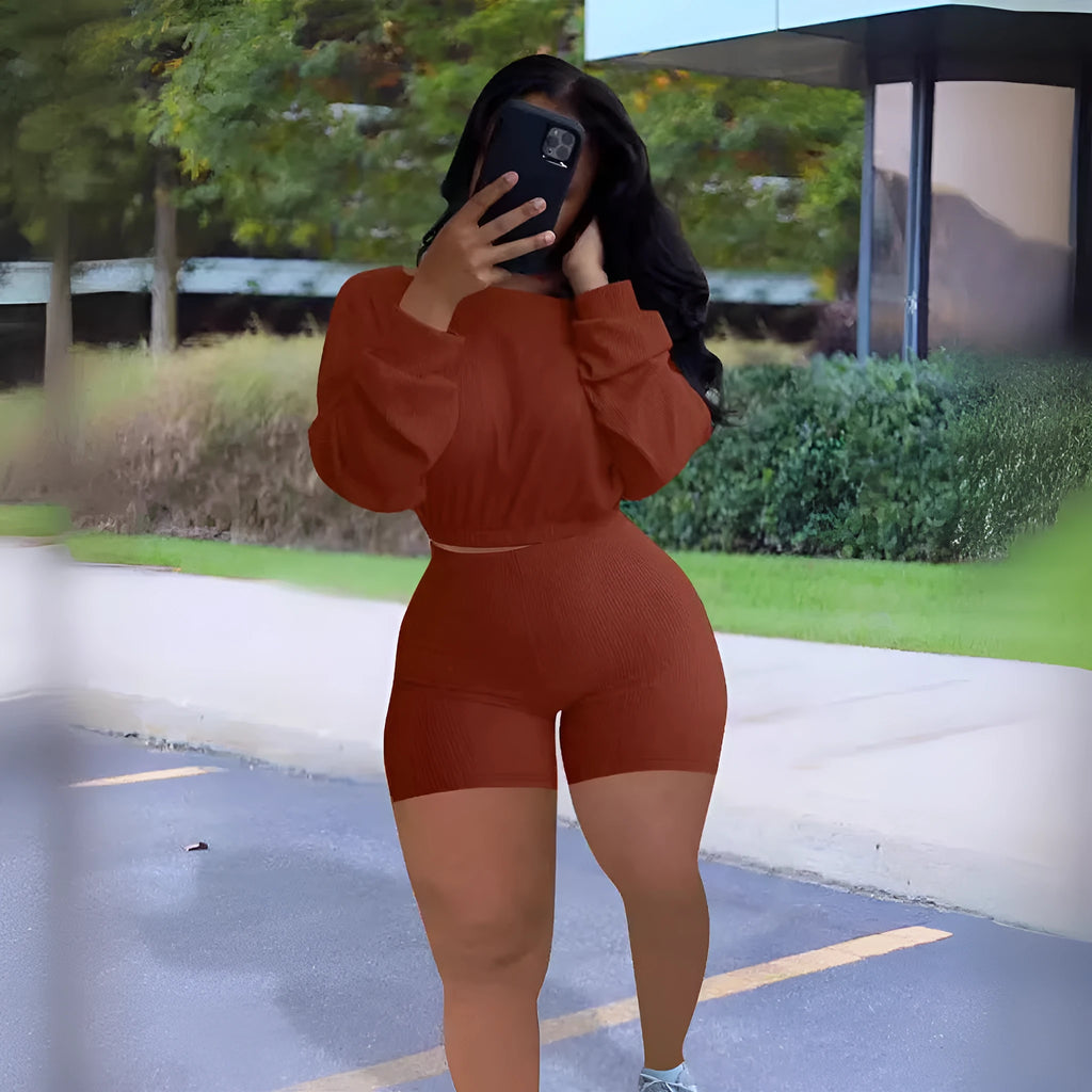 Women's off-shoulder long sleeve top and shorts two-piece set in sunken stripe solid colour pattern