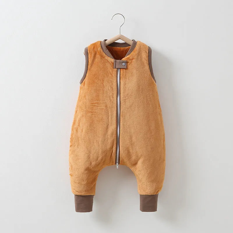 Flannel baby sleeping bag in sizes 66 to 90, available in multiple colours and prints for autumn and winter.