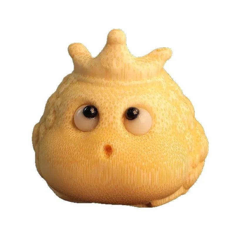 Solid bamboo carving of a Crown Princess toad ornament in cute style, 5.0 cm size.