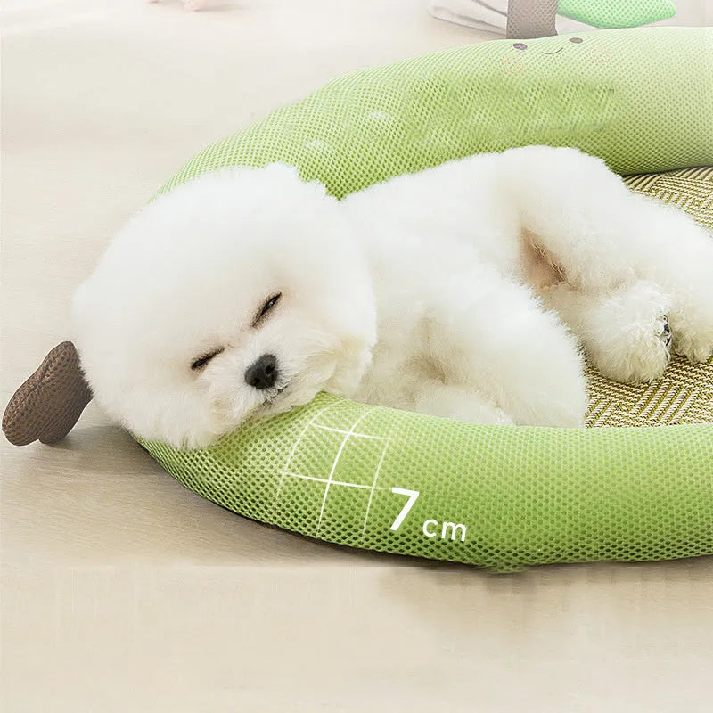 Fruit-shaped pet cooling mat with backrest in green or yellow colour options