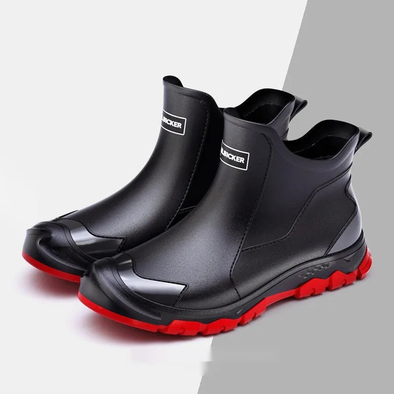 Men's short PVC rubber boots in beige on a non-slip sole.