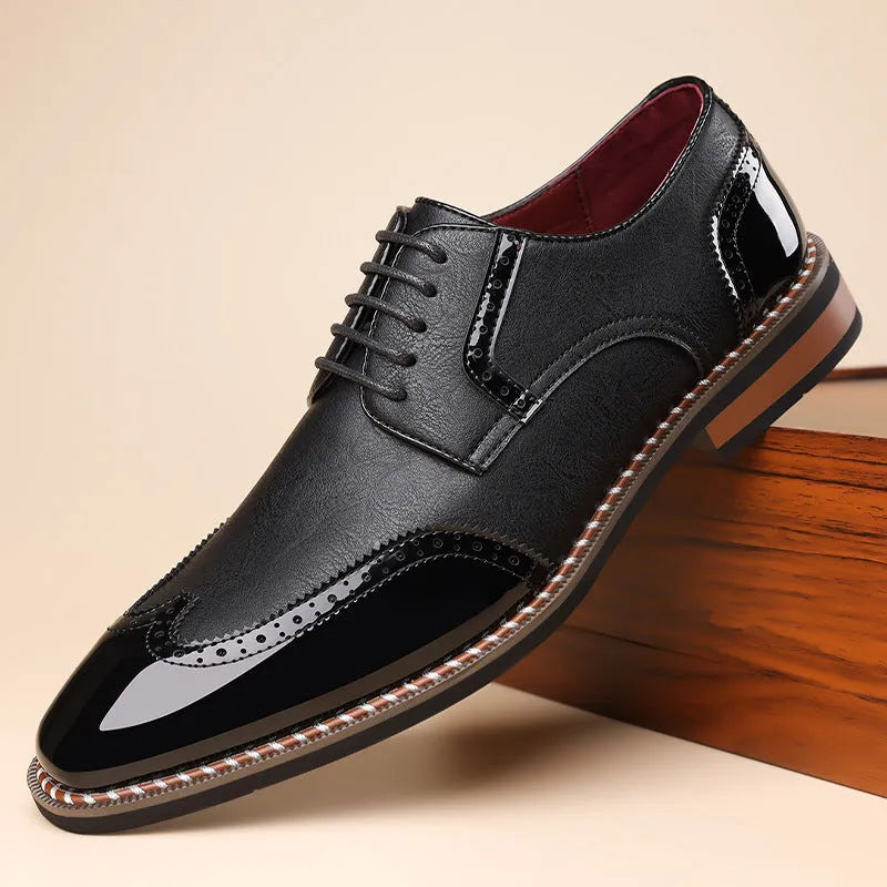 Men's black pointed toe PU leather low-top business casual shoes on white background