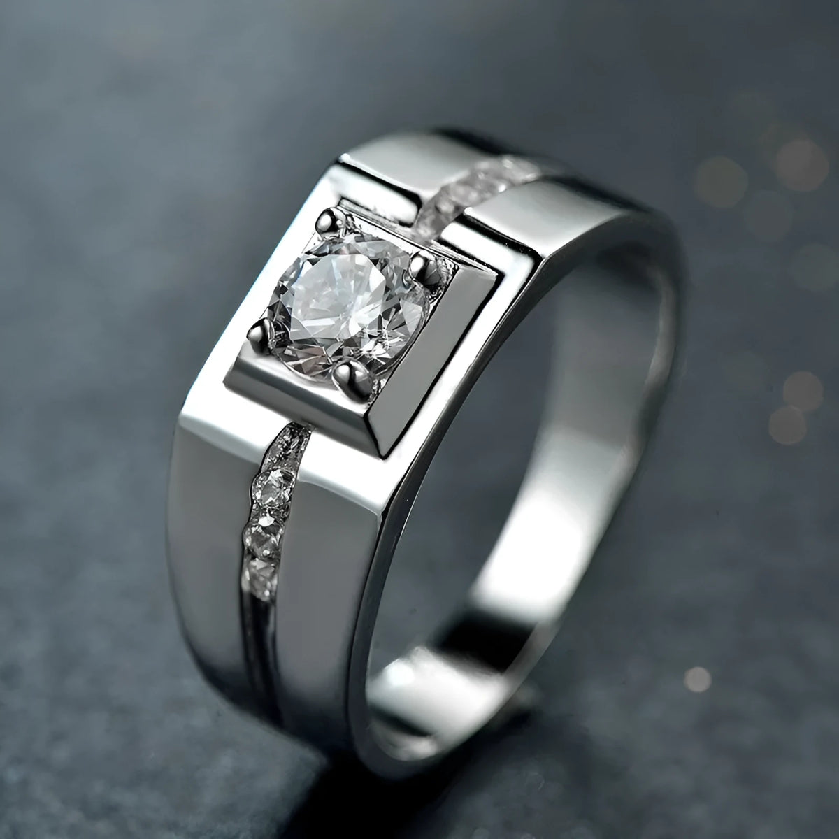 Men's sterling silver ring with diamond-cut fruit-style band, silver colour, UK size range 15-26