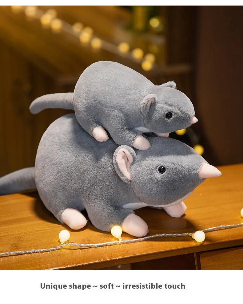 Cartoon mouse plush doll toy in three size options for children's companionship