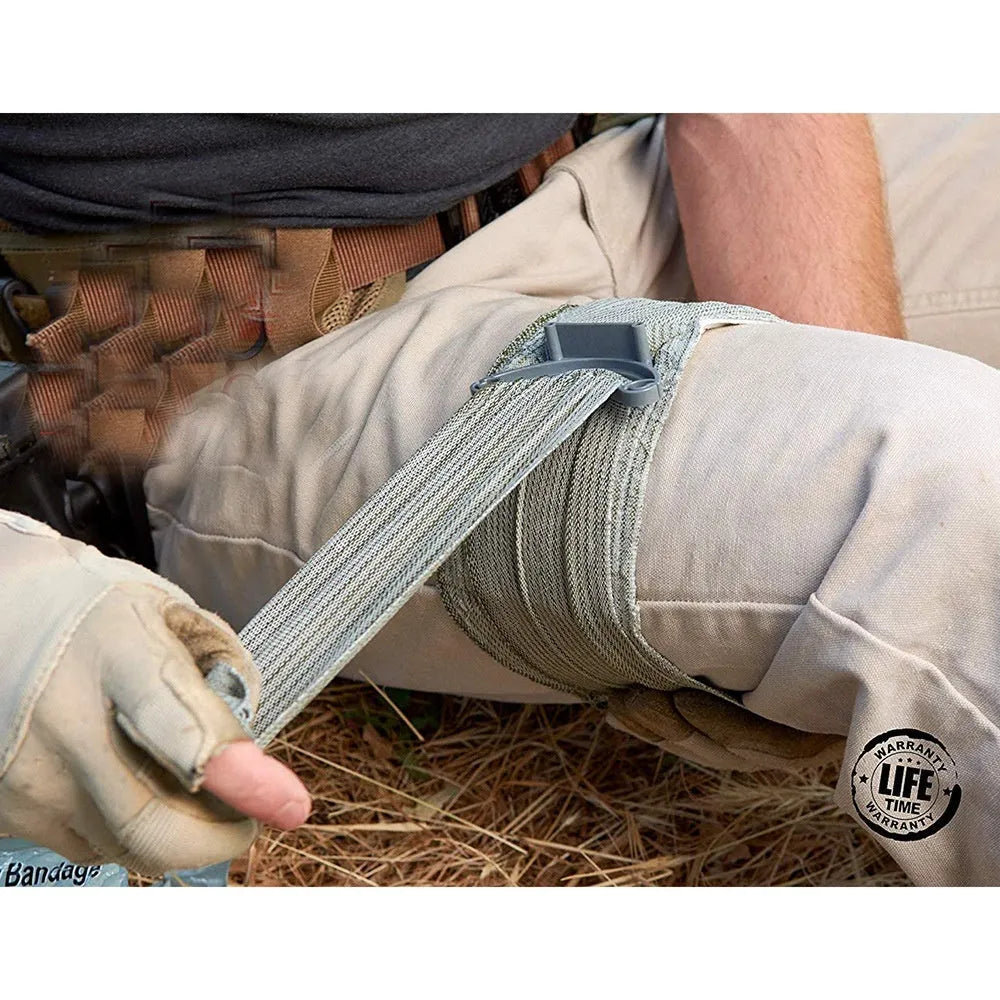 Simple portable outdoor training hemostatic bandage trauma dressing in 4 inch and 6 inch sizes