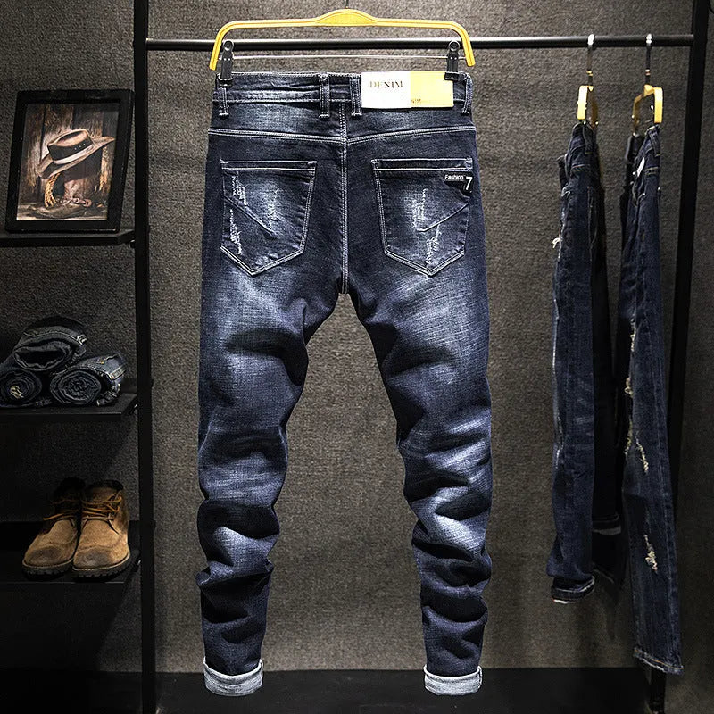 Men's slim-fitting skinny jeans in dark blue and light blue colours with micro-elastic denim fabric