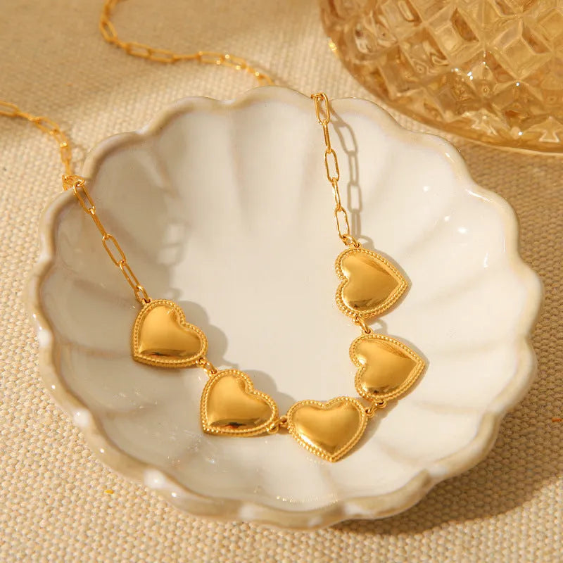 Stainless steel heart necklace with electroplated finish in HC-N40093 colour