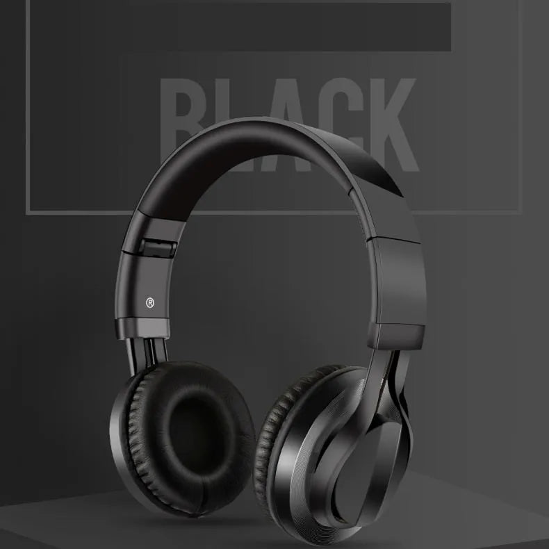 Wired head-mounted karaoke headphones with microphone in black colour option