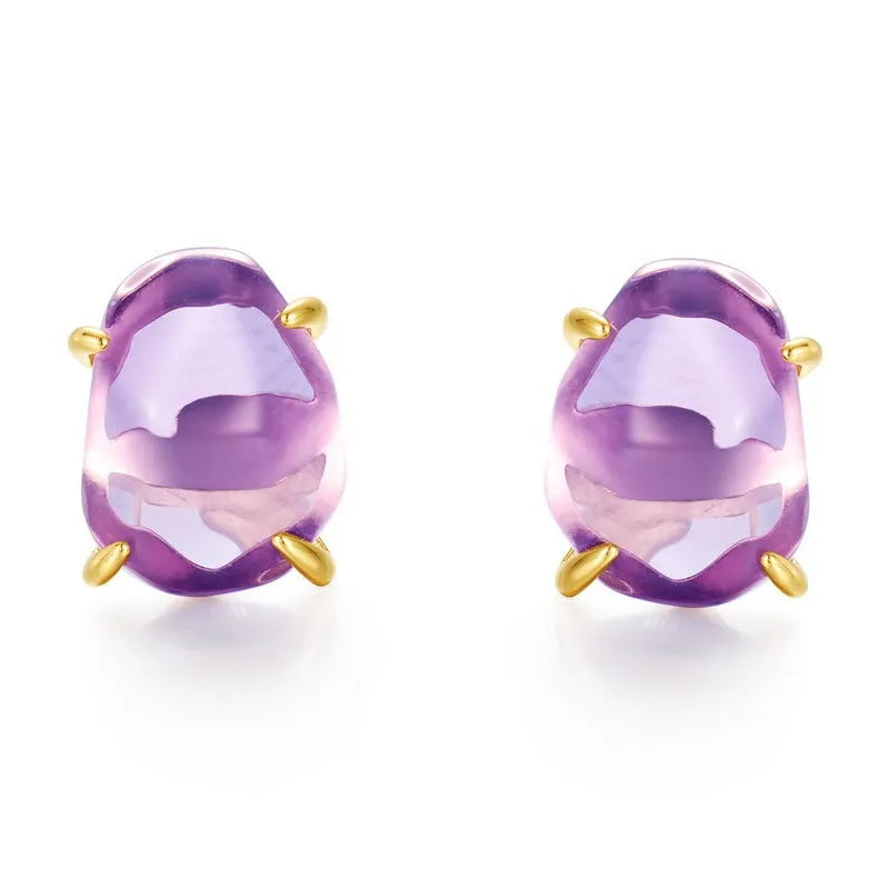 Natural powder Amethyst crystal four-claw stud earrings in 925 silver, simple style, one pair
