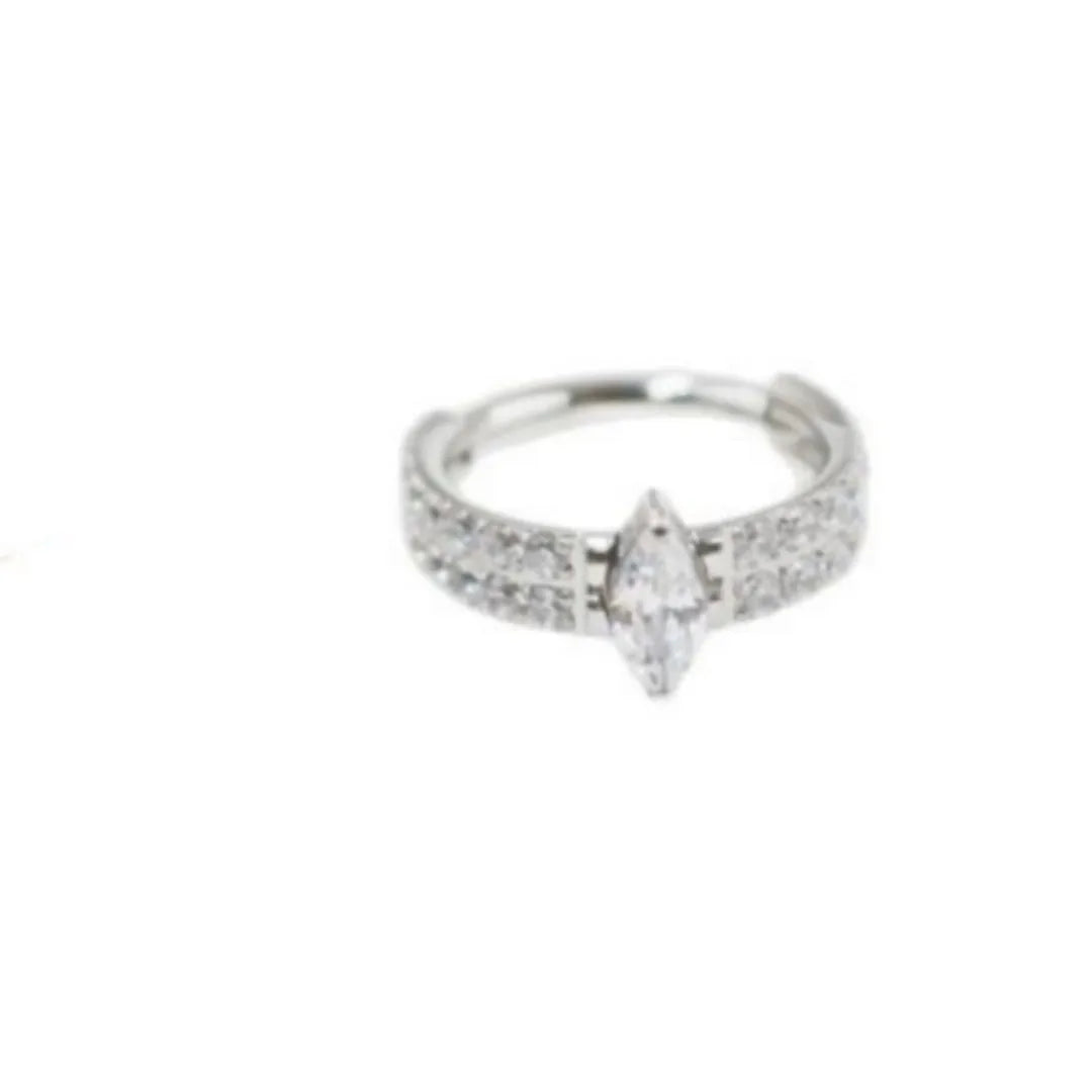 Ladies titanium steel heart-shaped zircon earrings with diamond treatment in silver or gold colour measuring 1.2x8mm