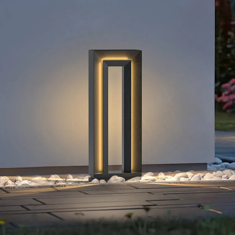 Geometric abstract art outdoor garden landscape lamp in stainless steel and acrylic construction
