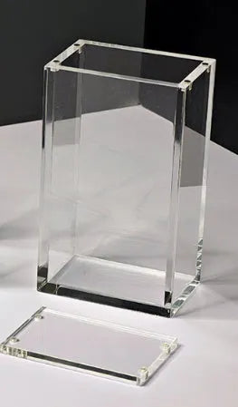 Transparent acrylic display box with magnetic dustproof lid, 138x78x126mm and 191x91x169mm sizes