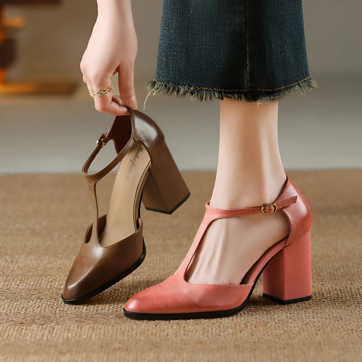 Women's dark brown retro pointed toe Mary Jane shoes with a buckle fastening.