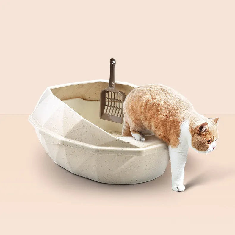 Plastic anti-sputtering diamond-shaped semi-enclosed cat litter box in blue with shovel 38x27x14cm