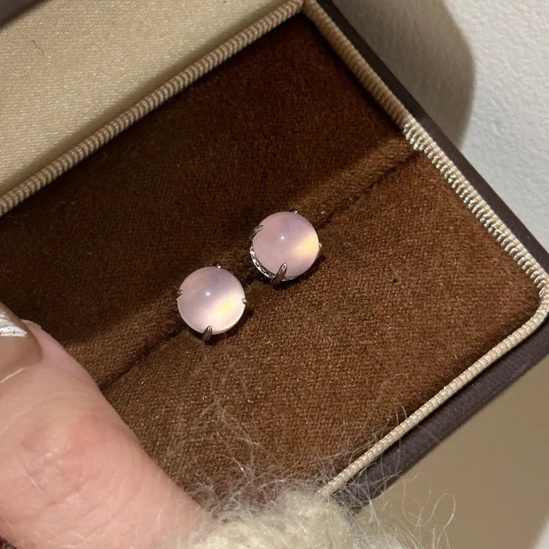 Chinese style retro geometric chalcedony stud earrings with four-claw copper settings in three colour options