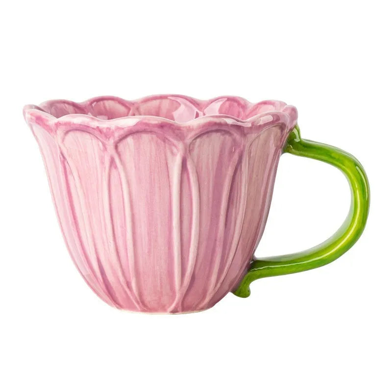 Ceramic breakfast cup with floral pattern, 500ml capacity, in red or purple pastoral style.