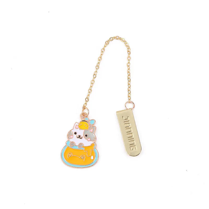 Jane Key Foodie Cute Pet Cat metal pendant bookmark in Strawberry Cake Cat design on a 3.8x18.3cm card.