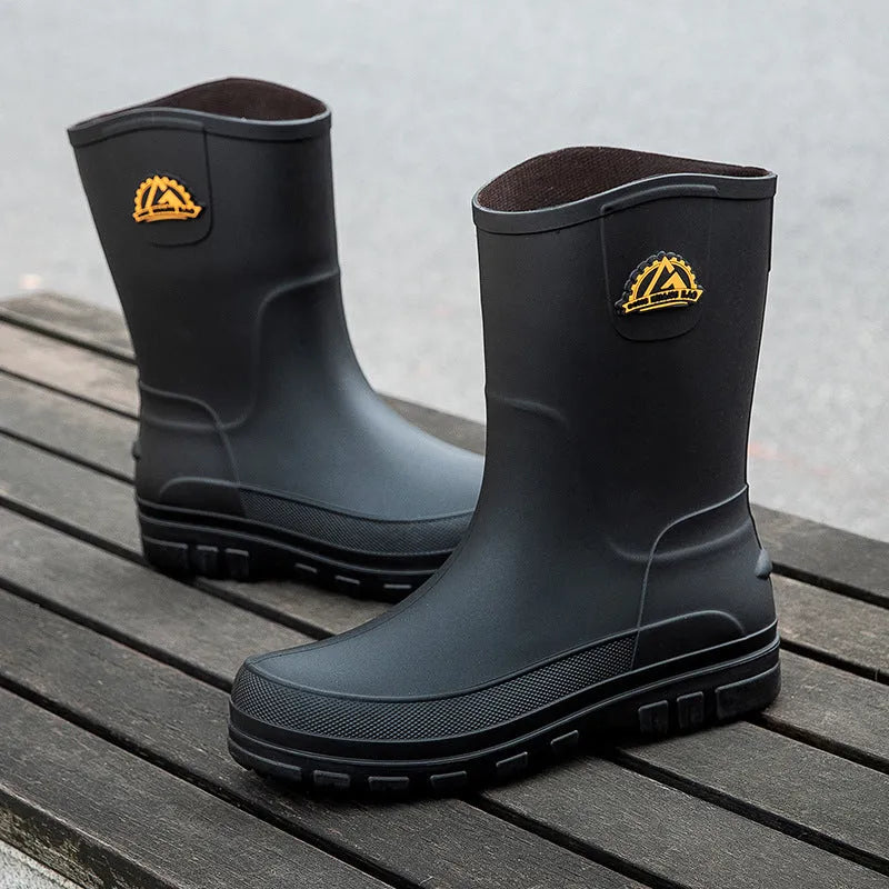 Men's outdoor non-slip PVC rain boots with flat heel, black drawstring style, sizes 39-47