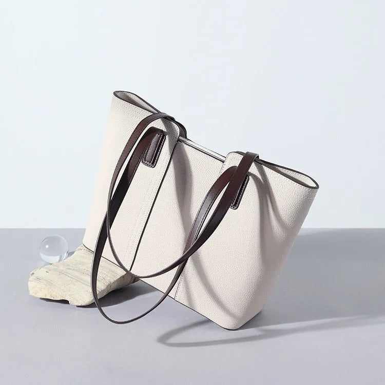 Genuine leather women's shoulder bag in box shape with large capacity and internal phone compartment