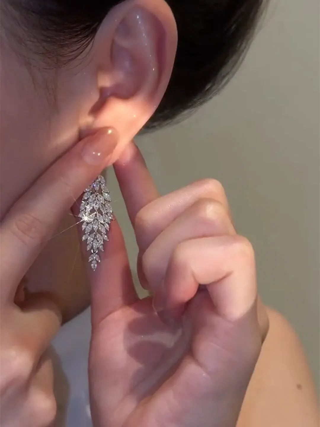 Silver plated anti-allergy auricular needle earrings with Japanese Korean style design