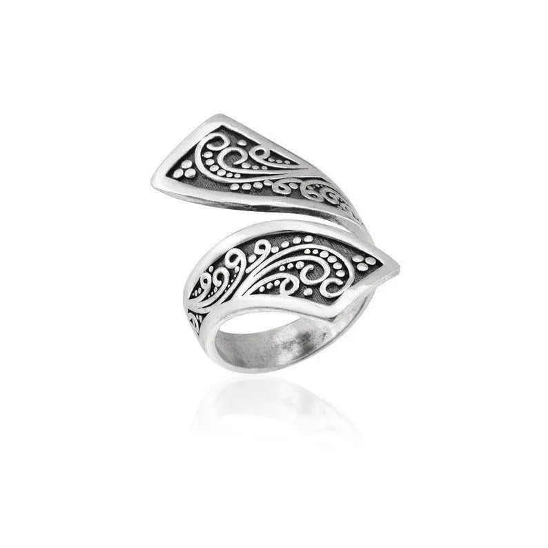 Adjustable silver electroplated women's ring with retro minimalist design on alloy base