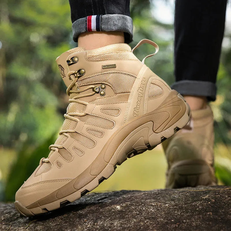 Men's outdoor combat boots in sand colour with space plus Oxford cloth upper and rubber sole