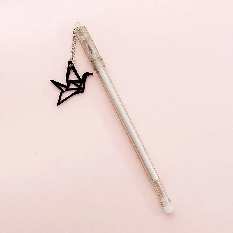 Gel pen with paper crane or rabbit pendant, 0.38mm tip, 17cm plastic construction