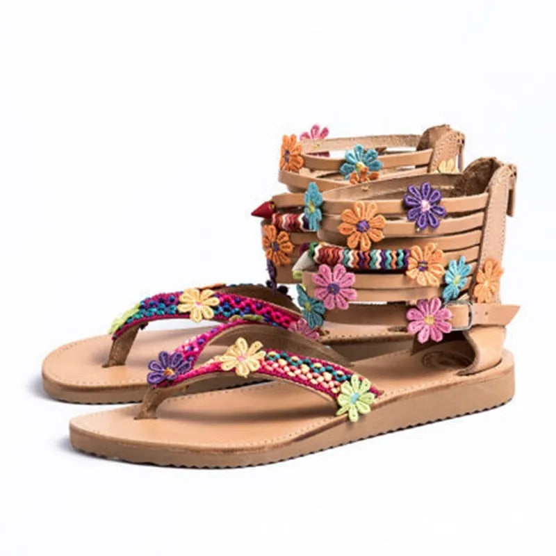 Women's ethnic beaded petal Roman sandals with floral decoration and round toe