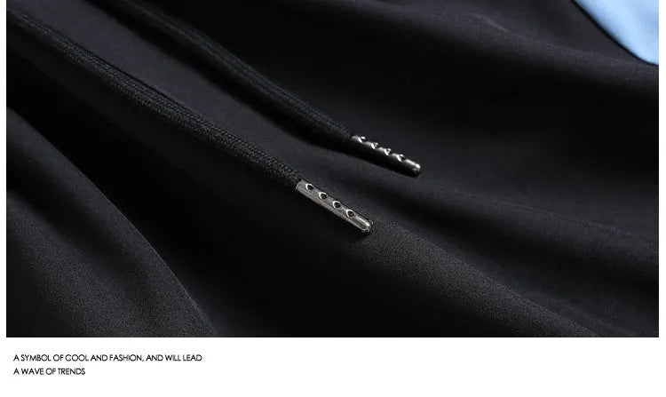 Loose fit quick-drying sports shorts in black, featuring an elastic waistband and straight-leg design.