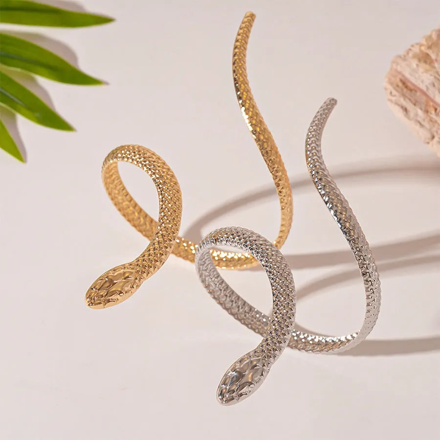 Exaggerated twisted winding simulated snake ring and bracelet set in gold or silver electroplated metal