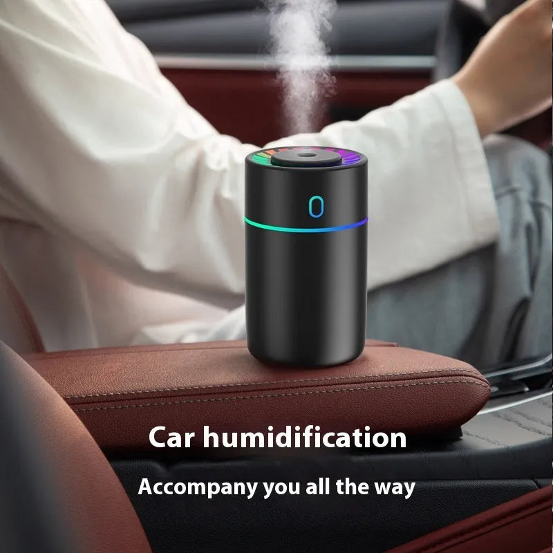 Magic Light Heavy Fog USB humidifier in white with round plastic body and single fog outlet
