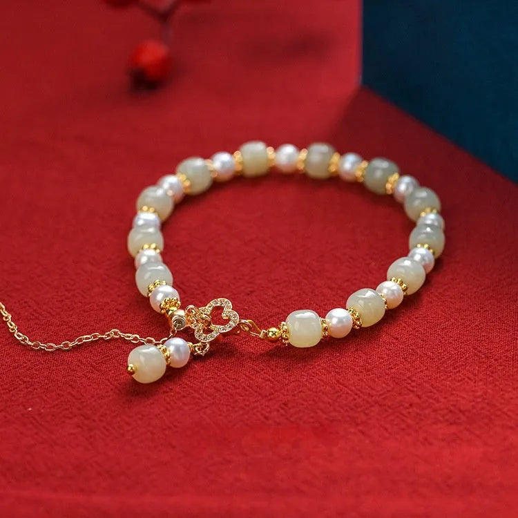 Natural Hetian jade and pearl pendant women's bracelet with gold-coloured electroplated alloy metal in Chinese style