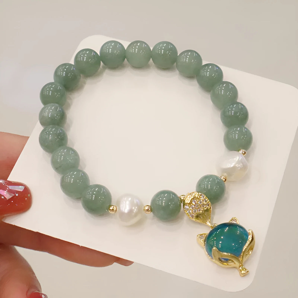 Women's Burma jade warm fox pendant bracelet with freshwater pearl accessories