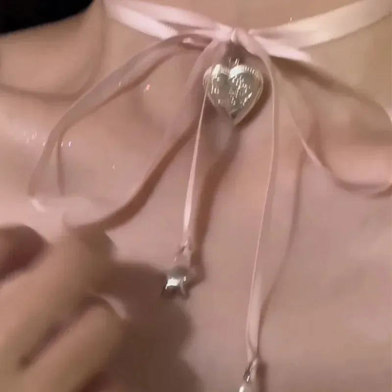 Women's alloy fashion necklace with love pendant on ribbon-style clavicle chain