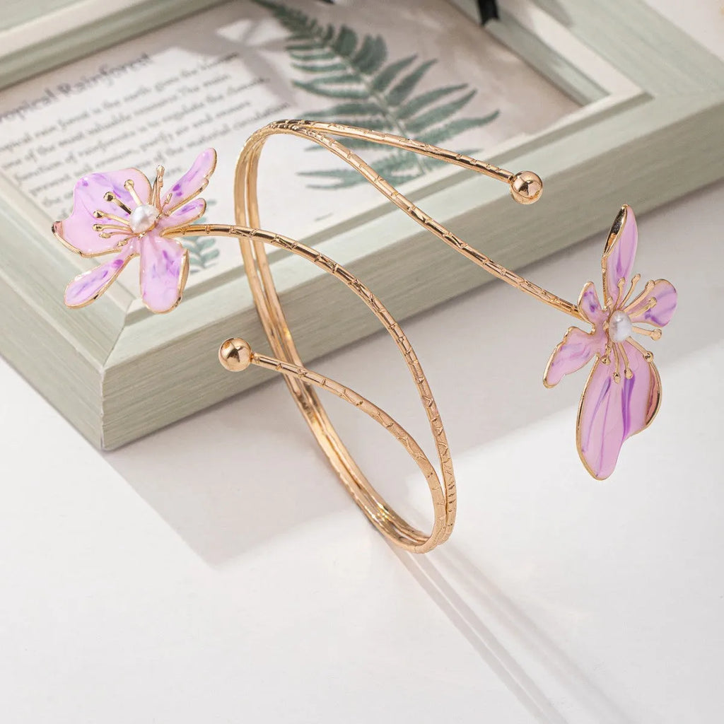 Personalised fashion pattern hollow armband lines in alloy with adjustable wrist bracelet design