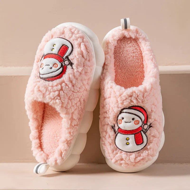 Cute snowman winter slippers in plush material with thick anti-slip PVC sole on indoor floor